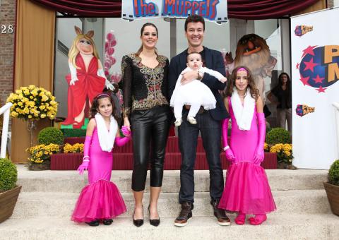  Rodrigo Faro e Vera Viel comemoram aniversário das filhas